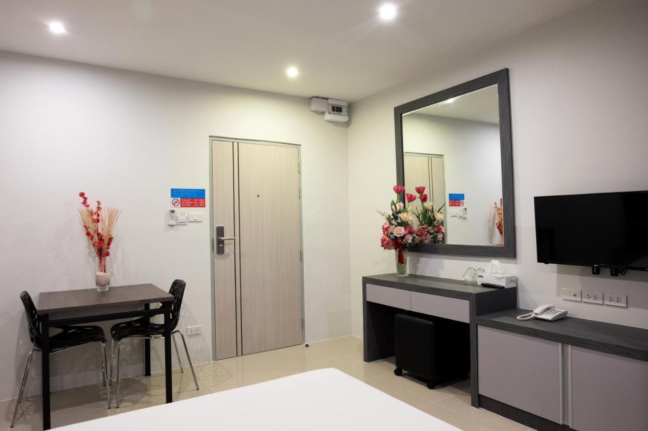 DB Plus 5 Bangkok Exterior foto